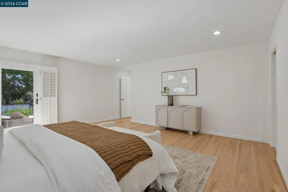 445 Kingsford Dr Moraga, CA 94556