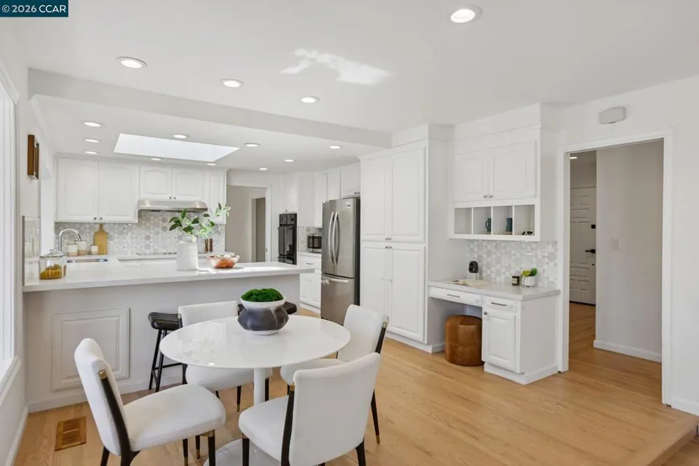445 Kingsford Dr Moraga, CA 94556