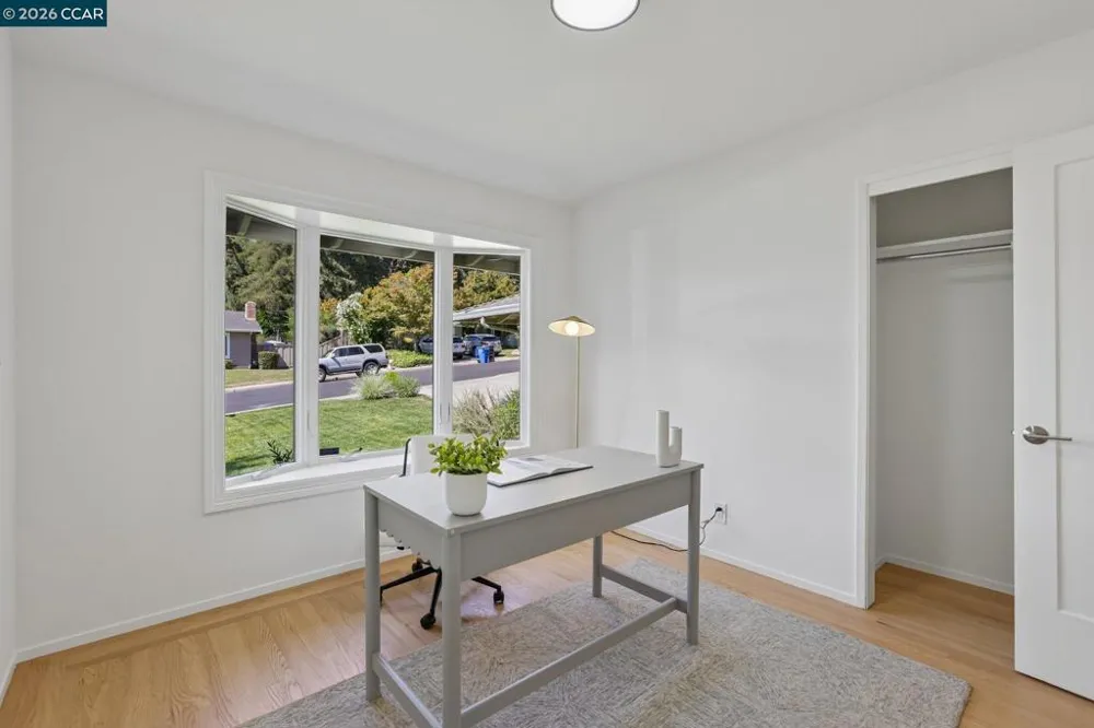 445 Kingsford Dr Moraga, CA 94556
