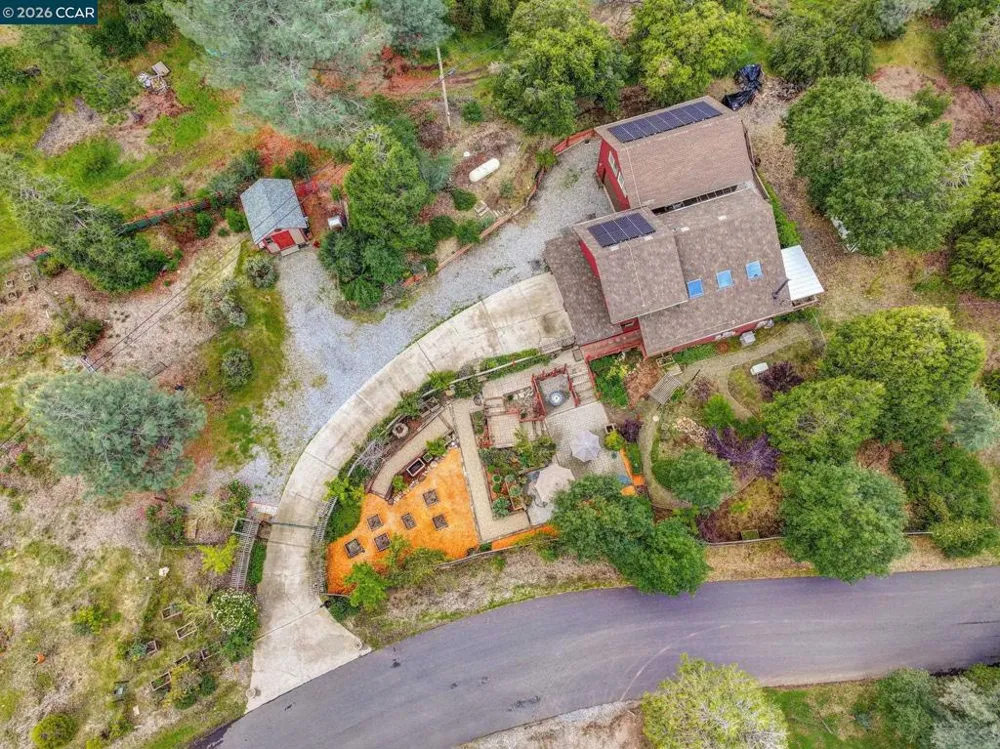 5184 Darby Russell Rd Murphys, CA 95247