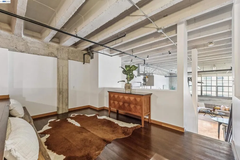 247 Fourth Street #405 Oakland, CA 94607