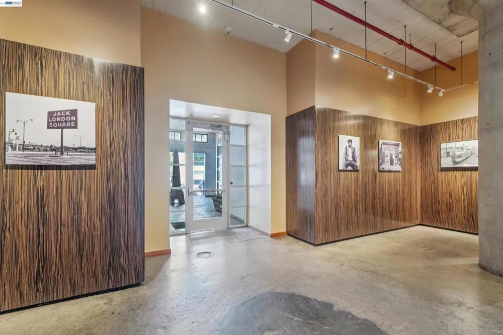 247 Fourth Street #405 Oakland, CA 94607