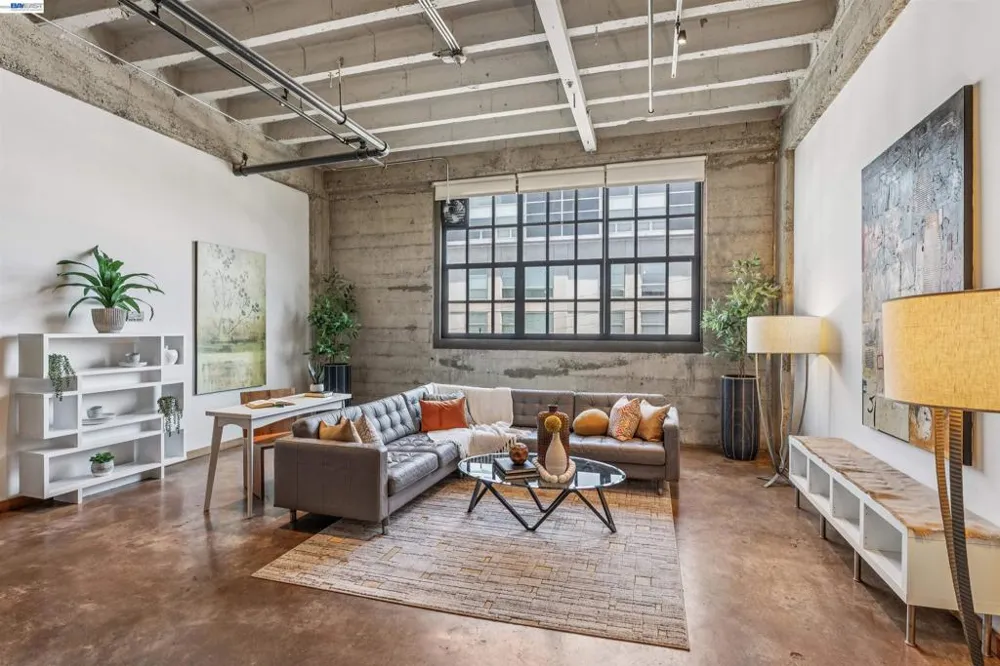 247 Fourth Street #405 Oakland, CA 94607