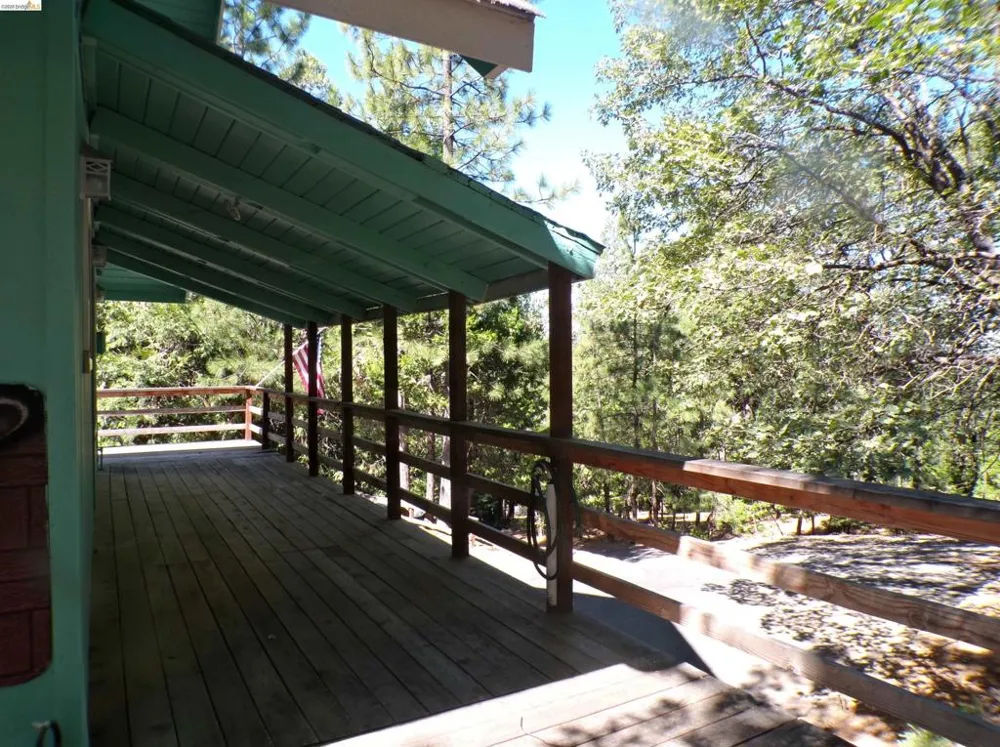 16935 Broken Pine Rd Sonora, CA 95370