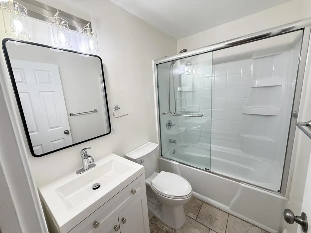8096 Juniper Ave Newark, CA 94560