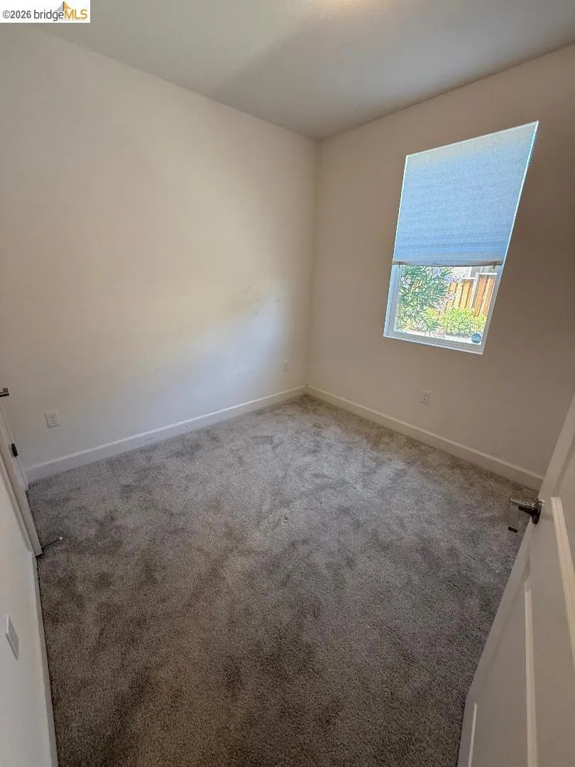85 Savannah Ln Pittsburg, CA 94565