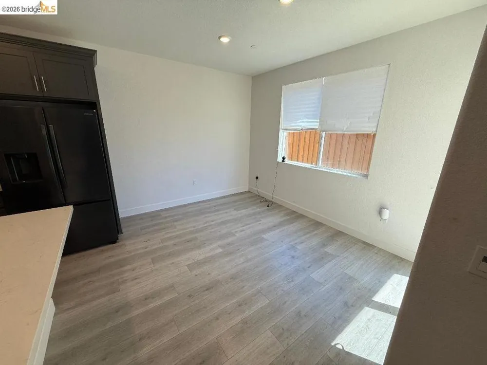 85 Savannah Ln Pittsburg, CA 94565