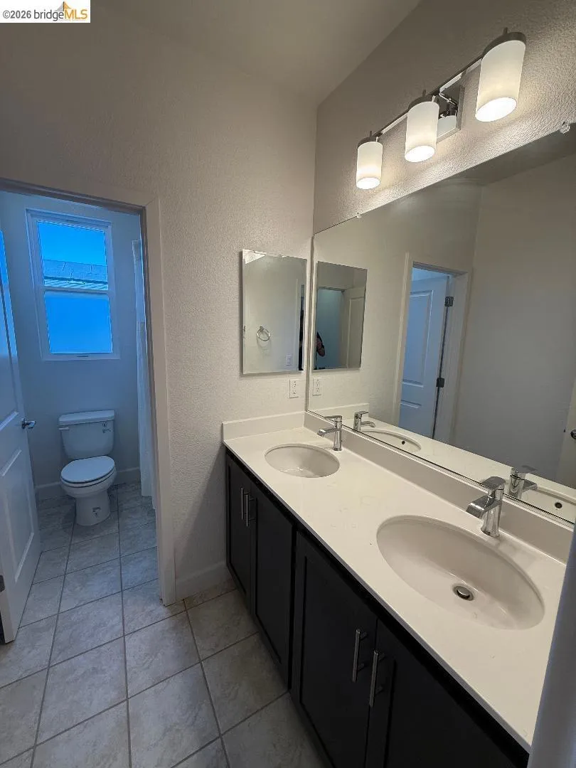 85 Savannah Ln Pittsburg, CA 94565