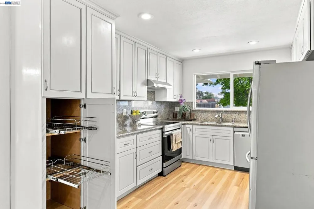 6963 Portage Rd Dublin, CA 94568
