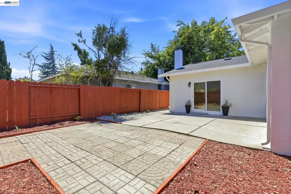 6963 Portage Rd Dublin, CA 94568
