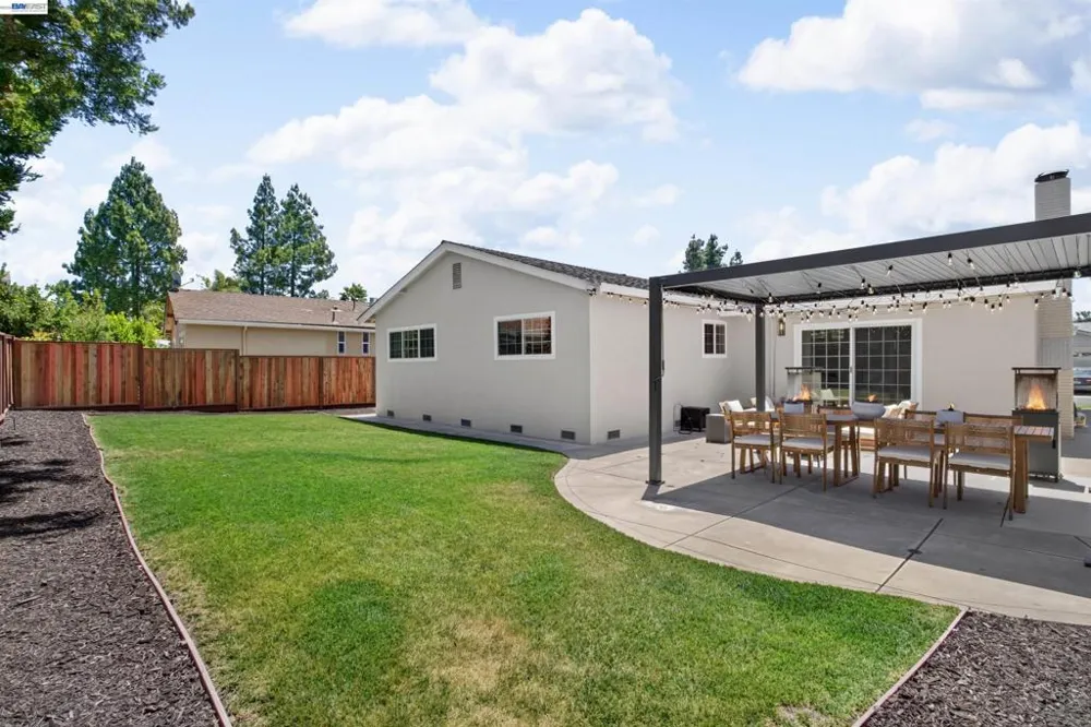6225 Robin Ct Pleasanton, CA 94588