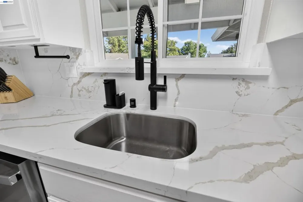 6225 Robin Ct Pleasanton, CA 94588