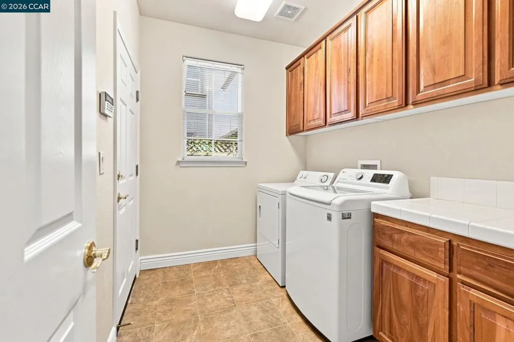 222 Abigail Cir Danville, CA 94506