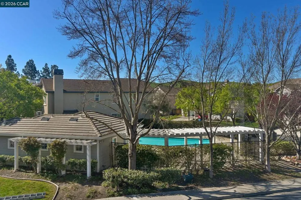 222 Abigail Cir Danville, CA 94506