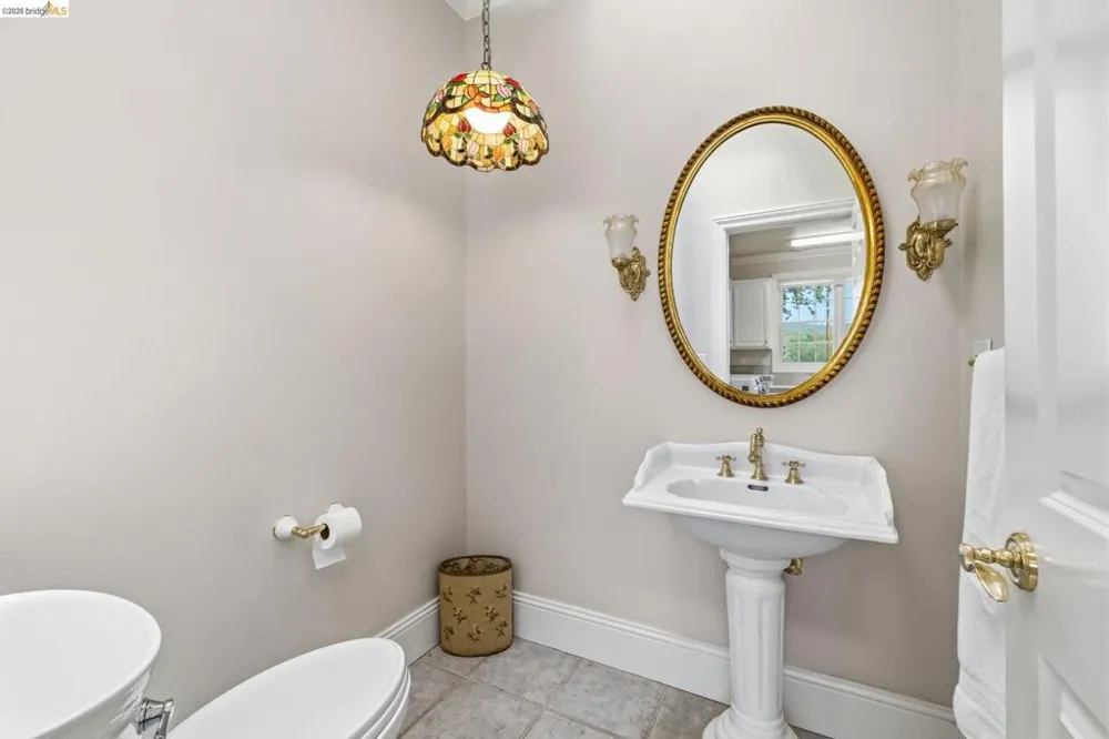 16161 Parkridge Sonora, CA 95370