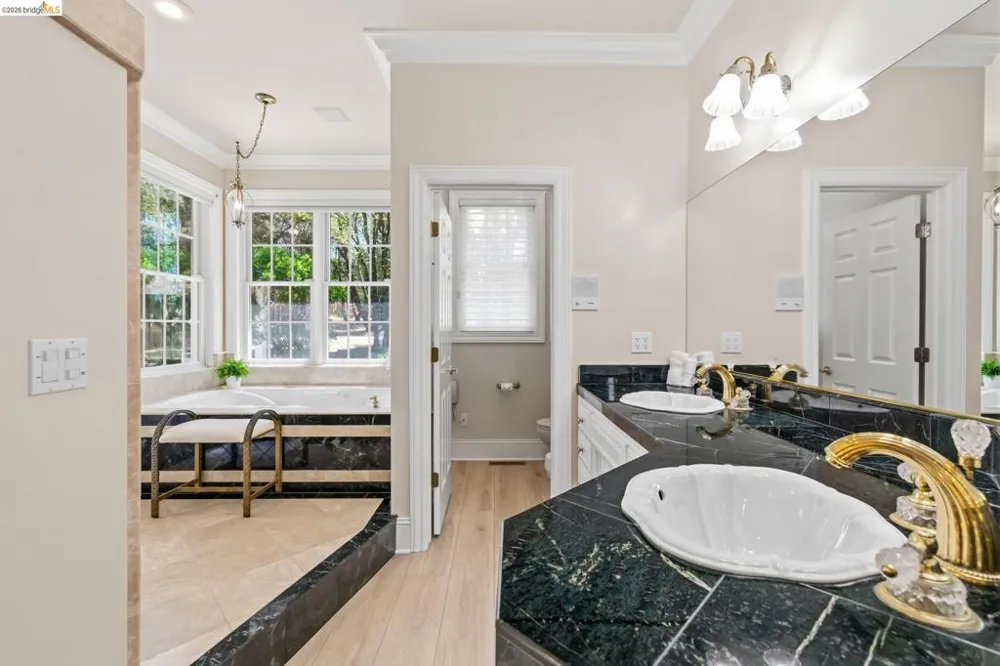 16161 Parkridge Sonora, CA 95370