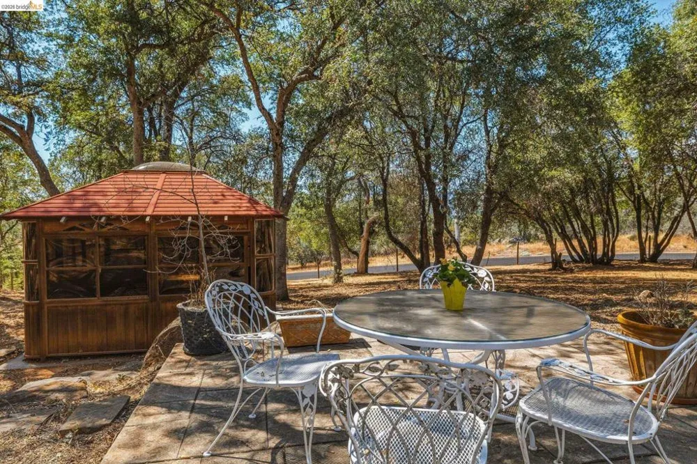 16161 Parkridge Sonora, CA 95370