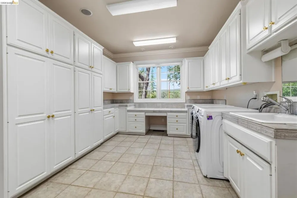 16161 Parkridge Sonora, CA 95370