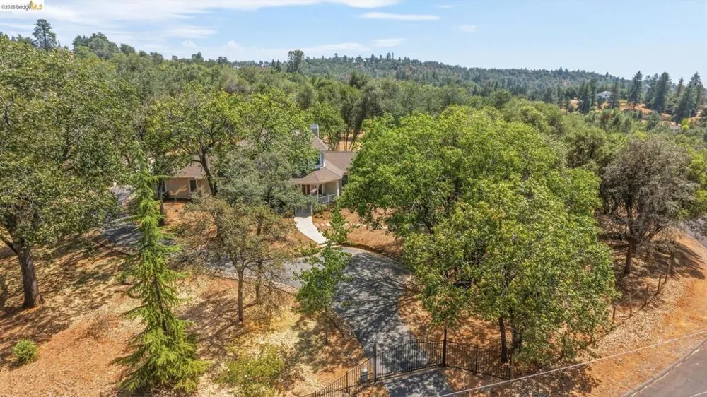 16161 Parkridge Sonora, CA 95370