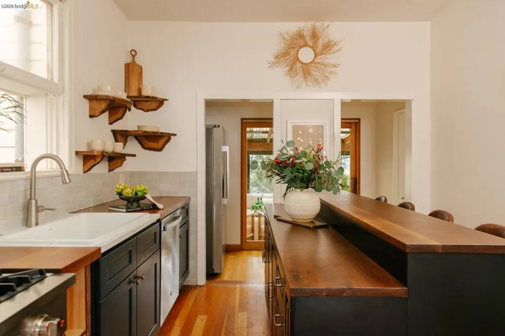 1655 48th AVE San Francisco, CA 94122