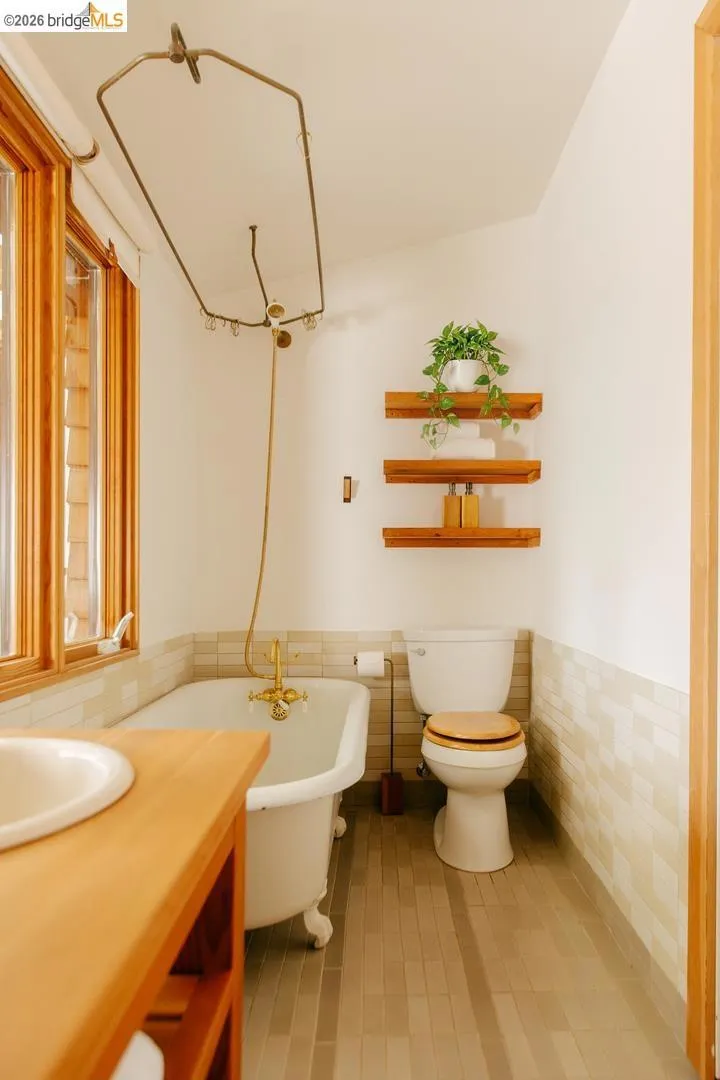 1655 48th AVE San Francisco, CA 94122