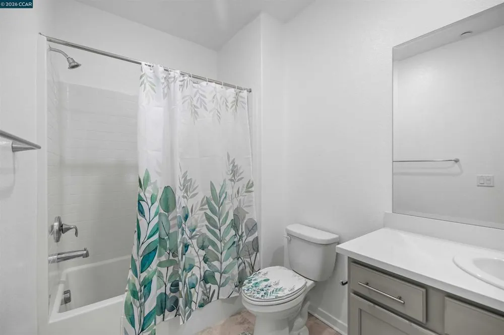 5301 E Commerce Way #58104 Sacramento, CA 95835