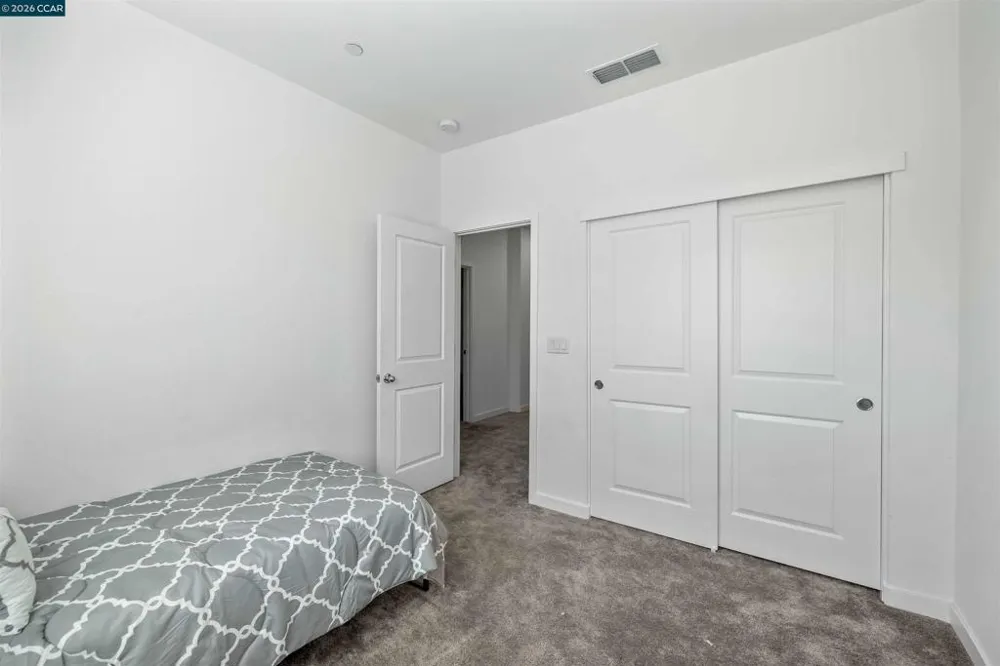 5301 E Commerce Way #58104 Sacramento, CA 95835