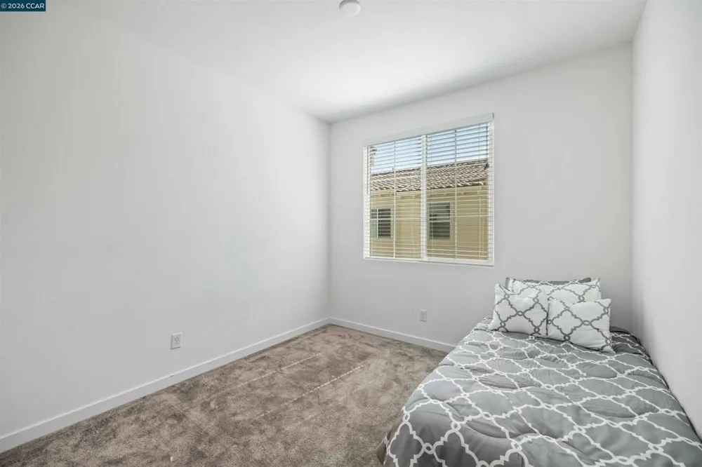 5301 E Commerce Way #58104 Sacramento, CA 95835