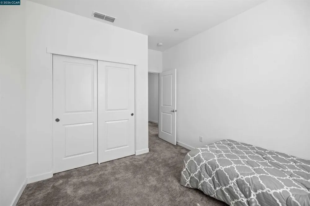 5301 E Commerce Way #58104 Sacramento, CA 95835