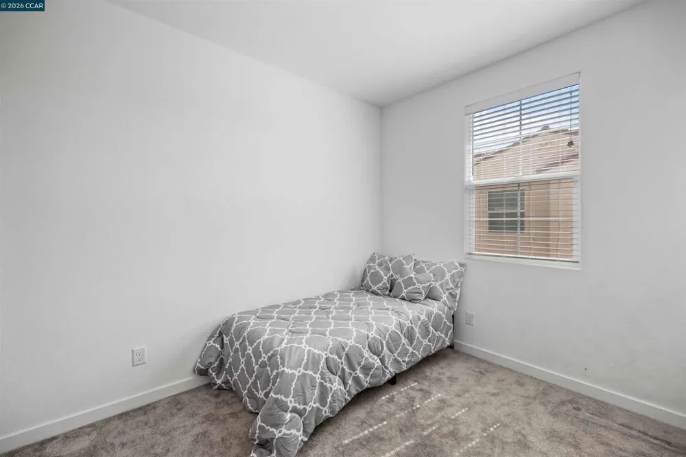 5301 E Commerce Way #58104 Sacramento, CA 95835