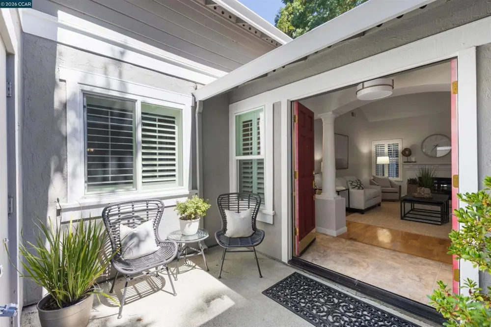 109 Blossom Ct Danville, CA 94506