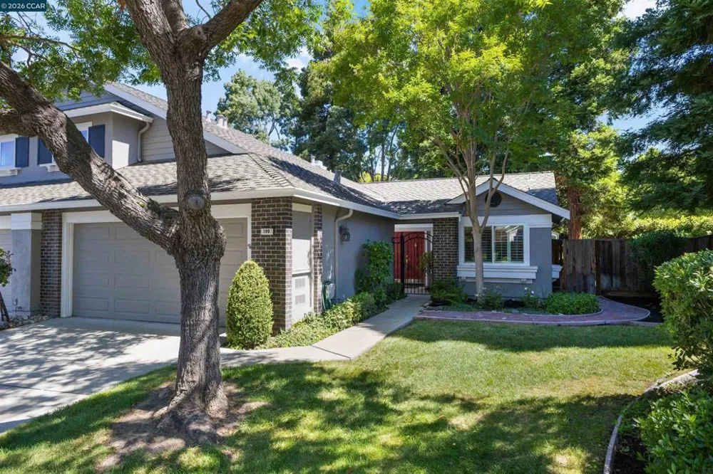 109 Blossom Ct Danville, CA 94506