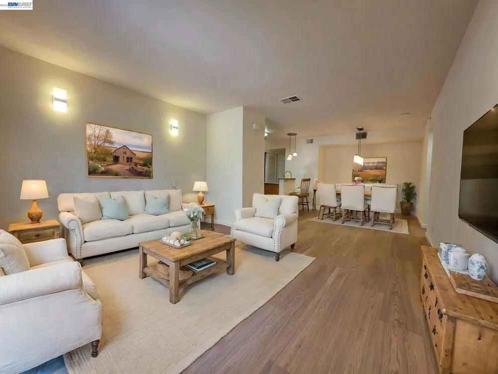 287 E Warren Ave Fremont, CA 94539