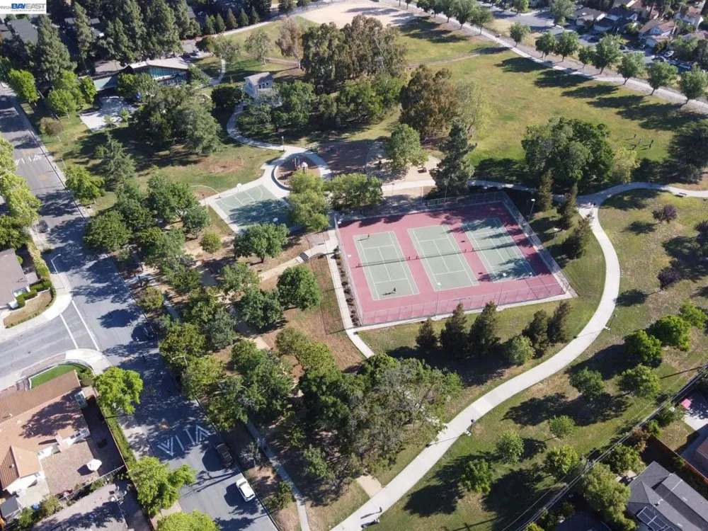 287 E Warren Ave Fremont, CA 94539