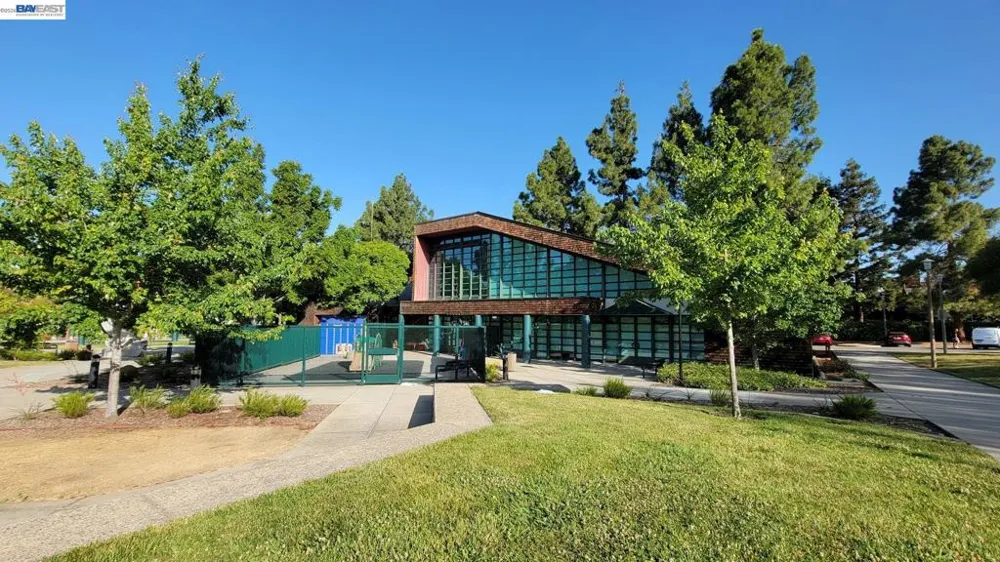 287 E Warren Ave Fremont, CA 94539