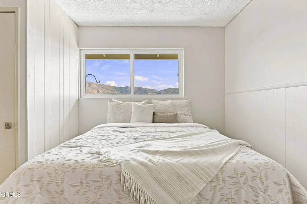 560 6th Street Santa Paula, CA 93060