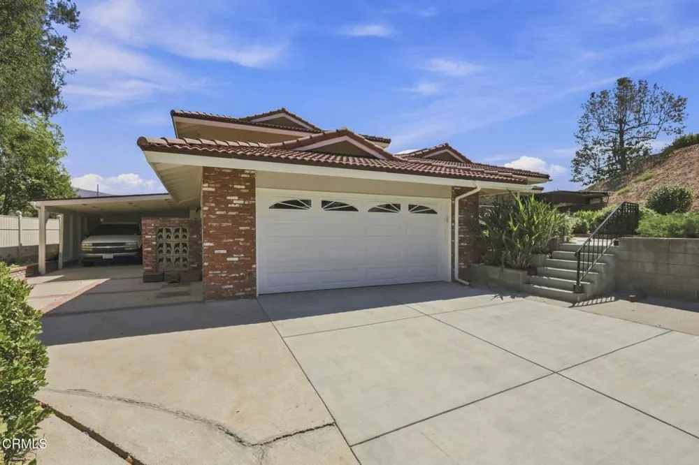 560 6th Street Santa Paula, CA 93060