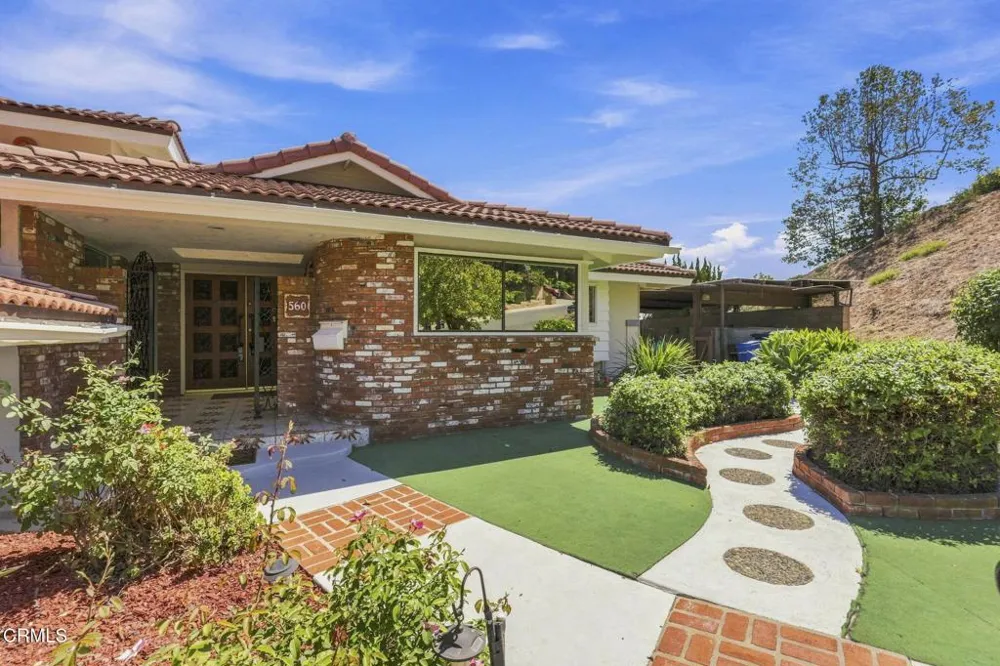 560 6th Street Santa Paula, CA 93060