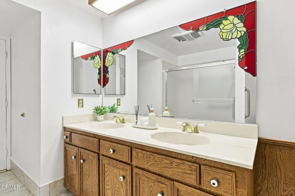 560 6th Street Santa Paula, CA 93060