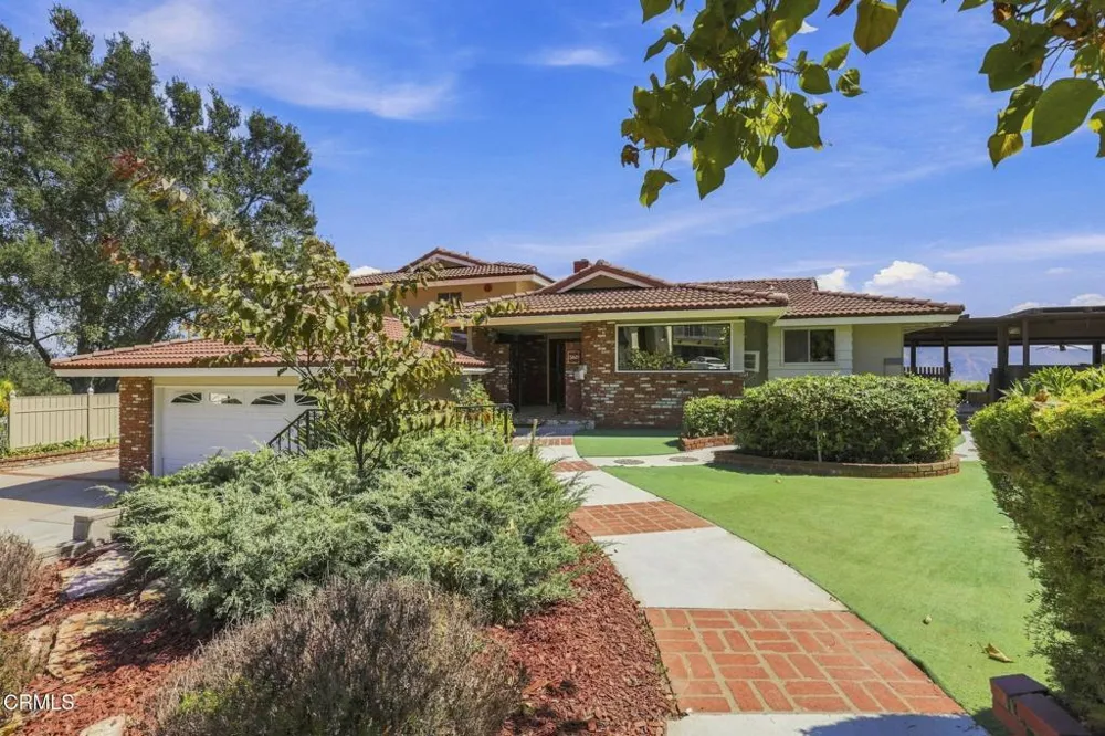 560 6th Street Santa Paula, CA 93060