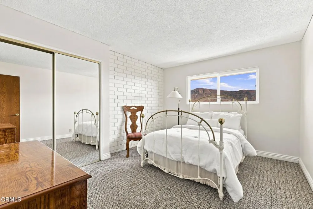 560 6th Street Santa Paula, CA 93060