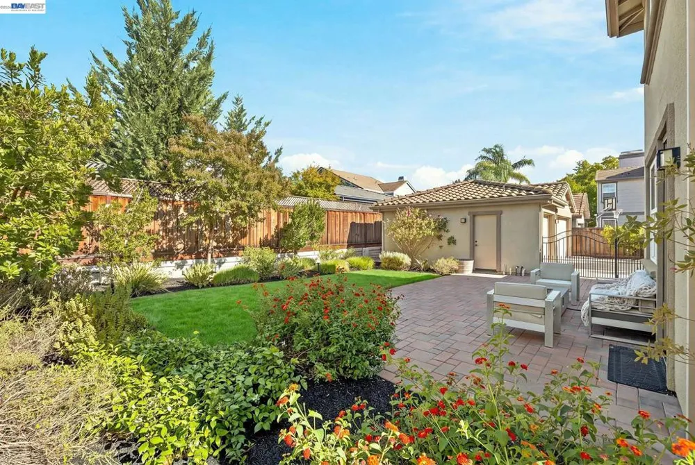 2413 REES CIRCLE Livermore, CA 94550