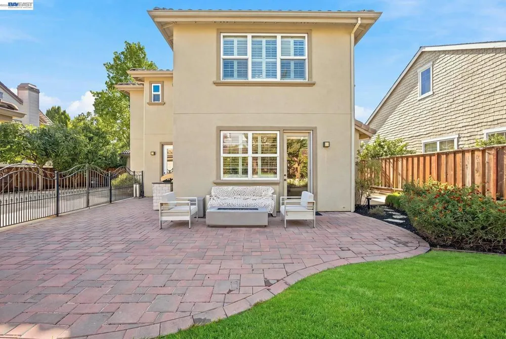 2413 REES CIRCLE Livermore, CA 94550