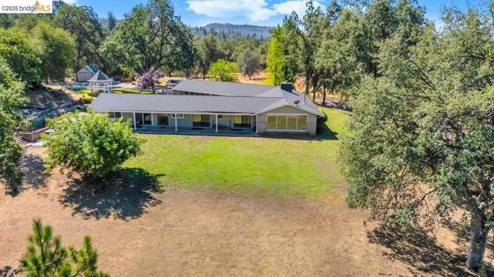 22309 Villas Ln Sonora, CA 95370