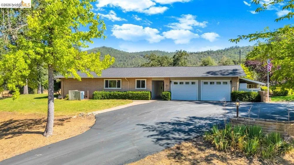 22309 Villas Ln Sonora, CA 95370