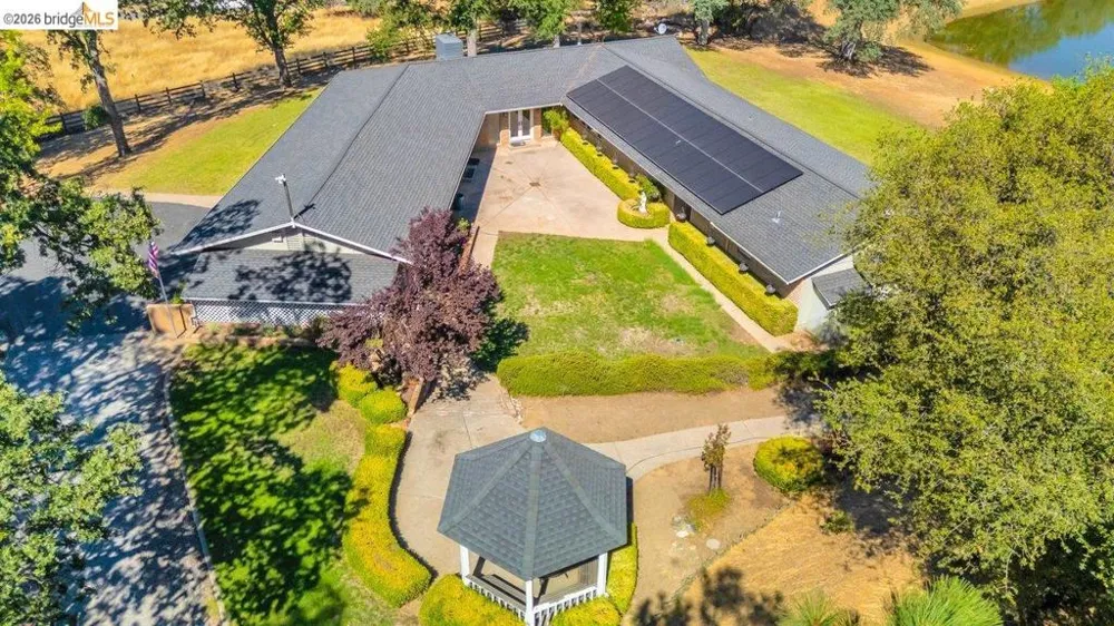 22309 Villas Ln Sonora, CA 95370