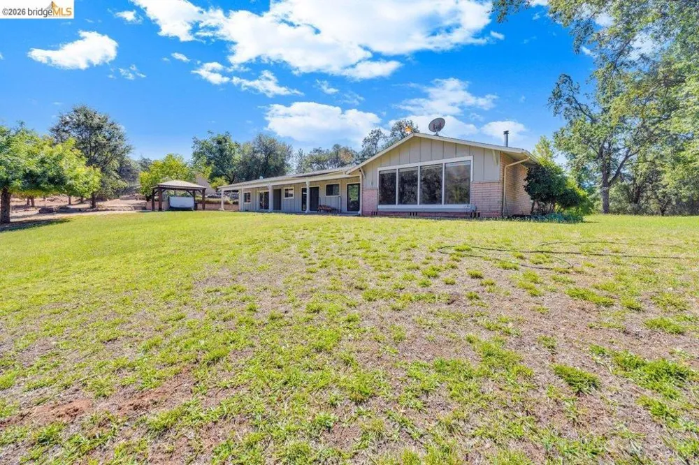 22309 Villas Ln Sonora, CA 95370