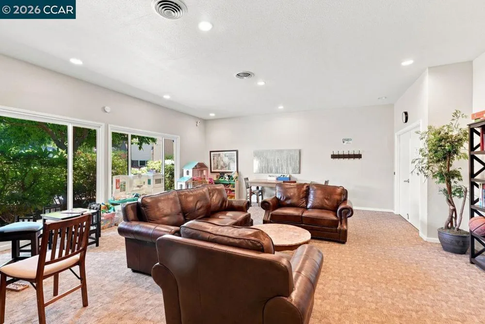 167 Miramonte Dr Moraga, CA 94556