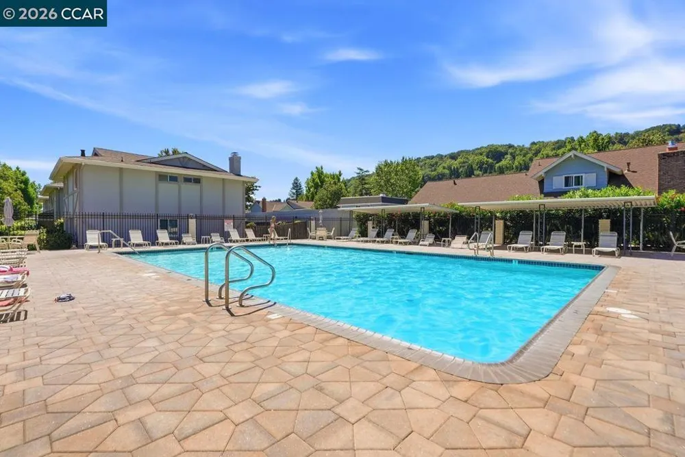 167 Miramonte Dr Moraga, CA 94556