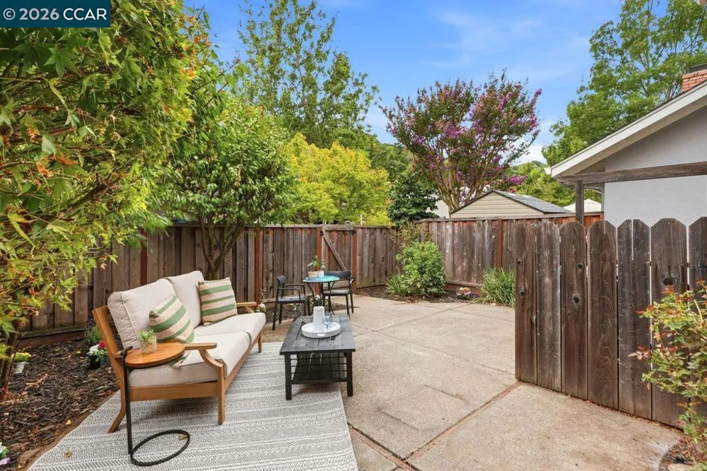 167 Miramonte Dr Moraga, CA 94556
